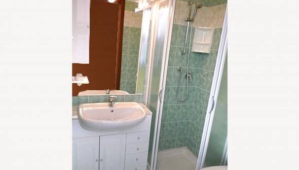 Rental apartment with pool & hot tub | Beach nearby | Pets are welcome — photo 4