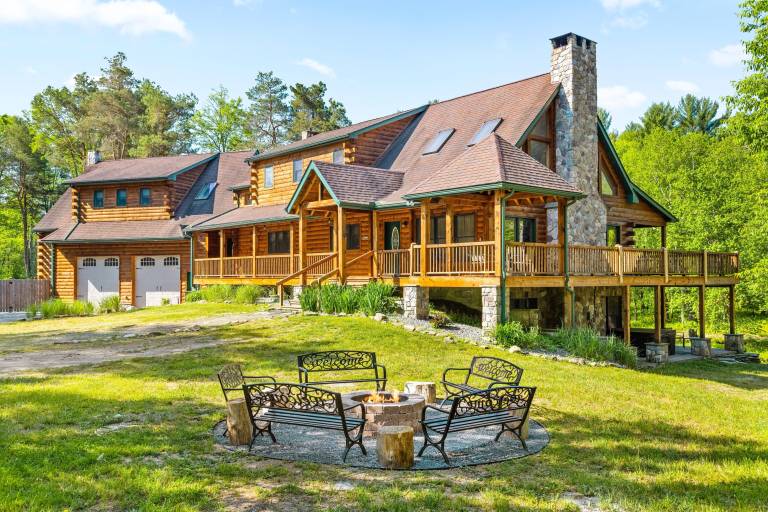 House Arrowhead Lake
