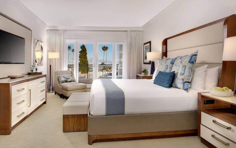Resort Newport Beach