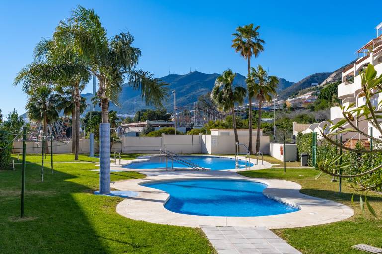 Duplex Penthouse with 4 Bedrooms and Stunning Sea Views in Torremolinos