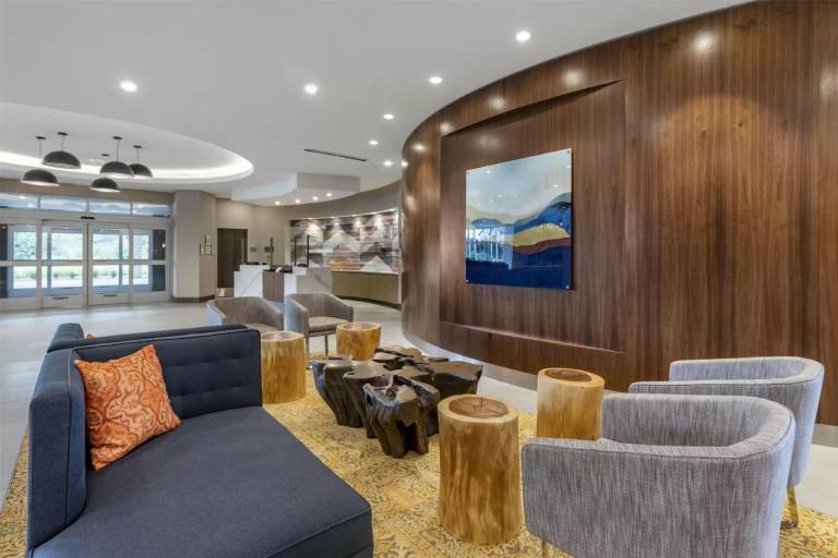 DoubleTree by Hilton Greenville Woodruff Road — photo 2