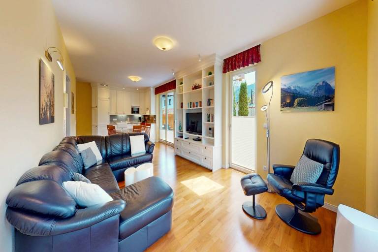 Vacation apt. Verena in Garmisch – stylish, central, and with green garden oasis — photo 2