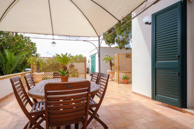 Holiday Apartment 'Villetta del Salento 1' with Garden & A/C in Melissa