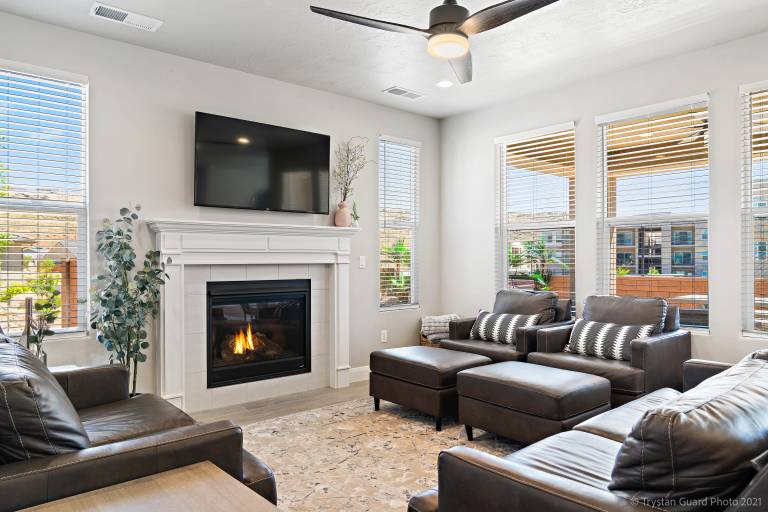 Vacation home with hot tub, garden & terrace | Mountain view — photo 3