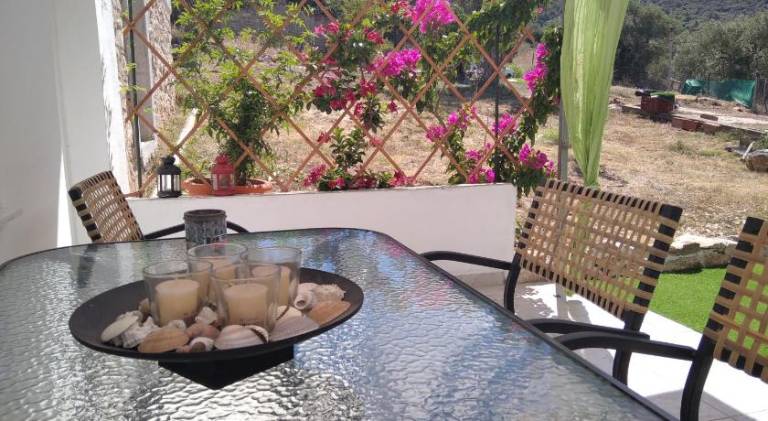 House with terrace, BBQ & yard | Good for workation | Pets allowed — photo 3