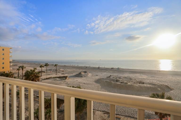 Condo Madeira Beach