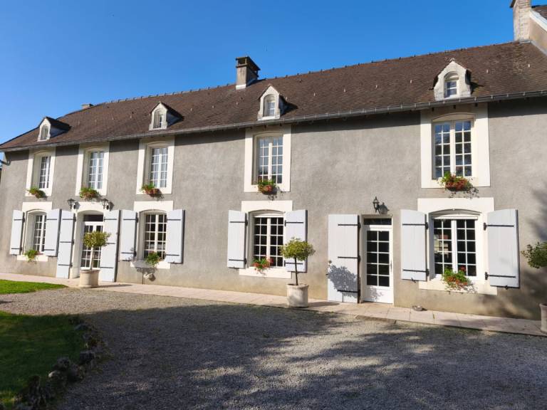 Gite with heated pool, terrace & garden | Pet-friendly — photo 3