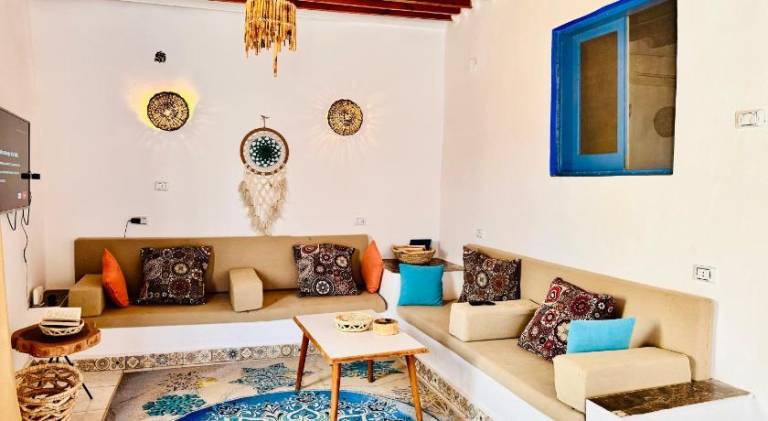 House with terrace, grill & garden | Perfect for remote work — photo 3