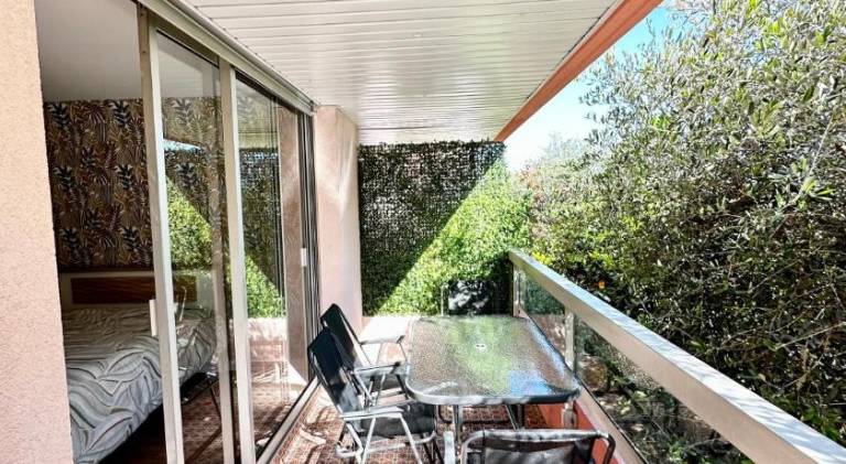 Apartment with patio & private pool | Close to Promenade des Anglais — photo 4