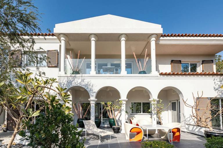 Casa  Green Community West