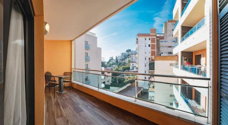 Family-oriented apartment with patio | Close to the beach | Dogs allowed — photo 5