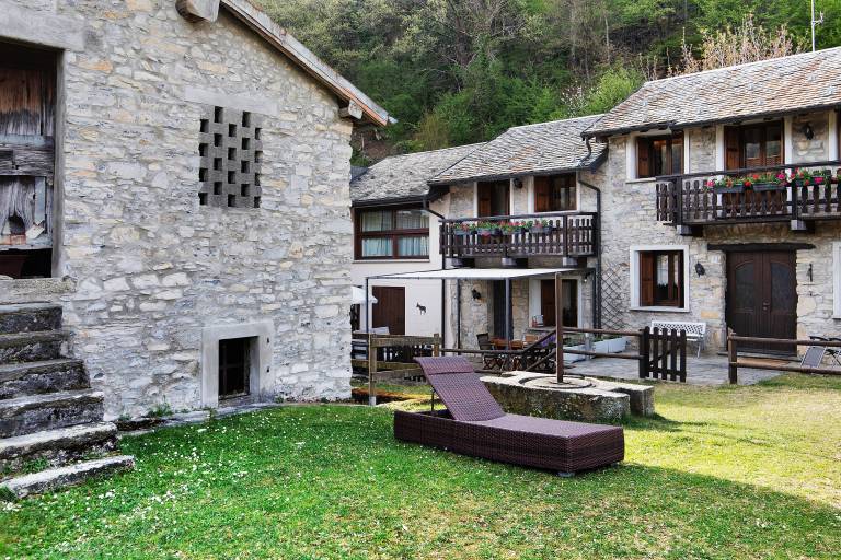 Holiday Home 'Between Lake and Mountains' with Lake View, Private Terrace & Wi-Fi — photo 3
