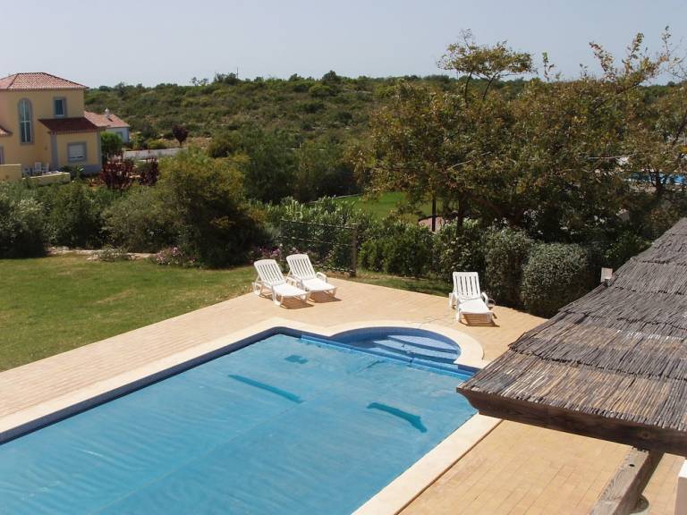 Villa  Quelfes