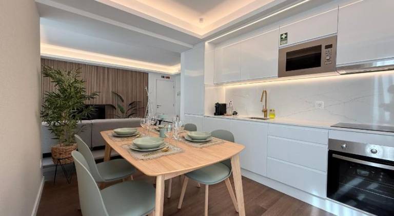 Madeira Bliss II Prime Location with Pool and Parking — photo 2