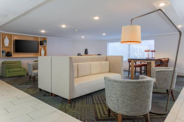 Holiday Inn Express Milwaukee - West Medical Center By IHG — photo 3