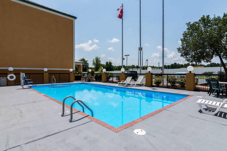 Quality Suites Maumelle - Little Rock Northwest — photo 3