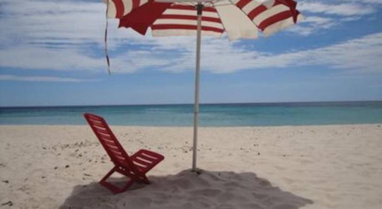 Vacation home with 3 rooms for 6 persons in Pula