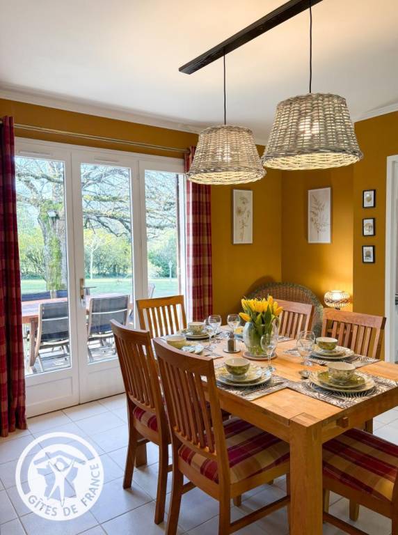 Ample gite with barbeque, garden & patio | Dogs allowed — photo 4