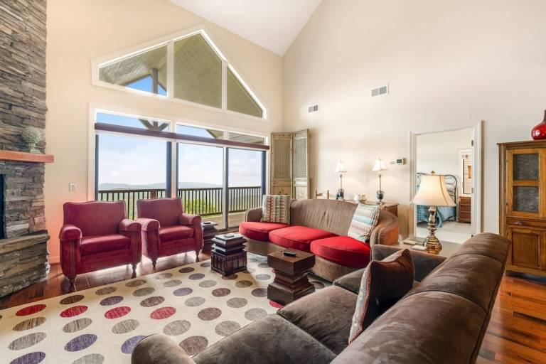 Condo Sugar Mountain