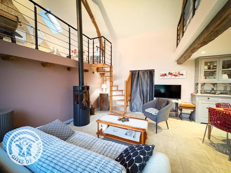 Gite with patio, garden & private pool — photo 4