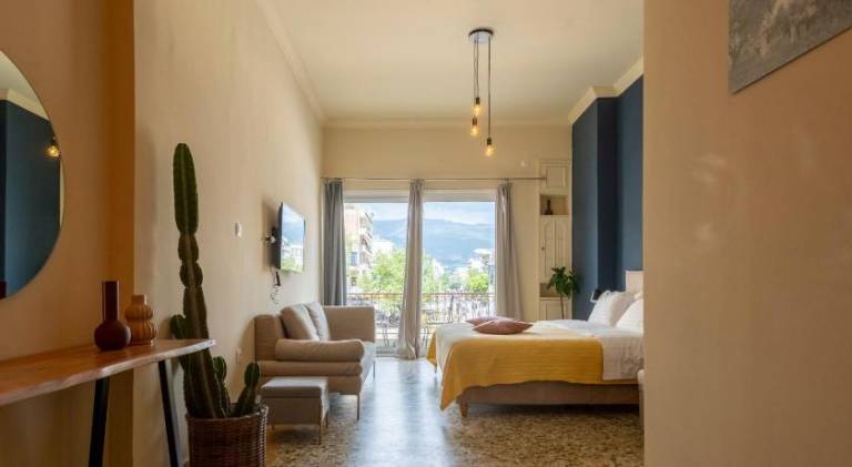 Serviced apartment with terrace in Kalamata