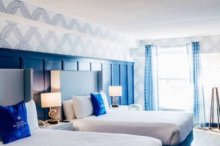 Salem Waterfront Hotel & Suites