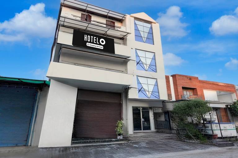 Hotel O Rudrapur Railway Junction Formerly Krish