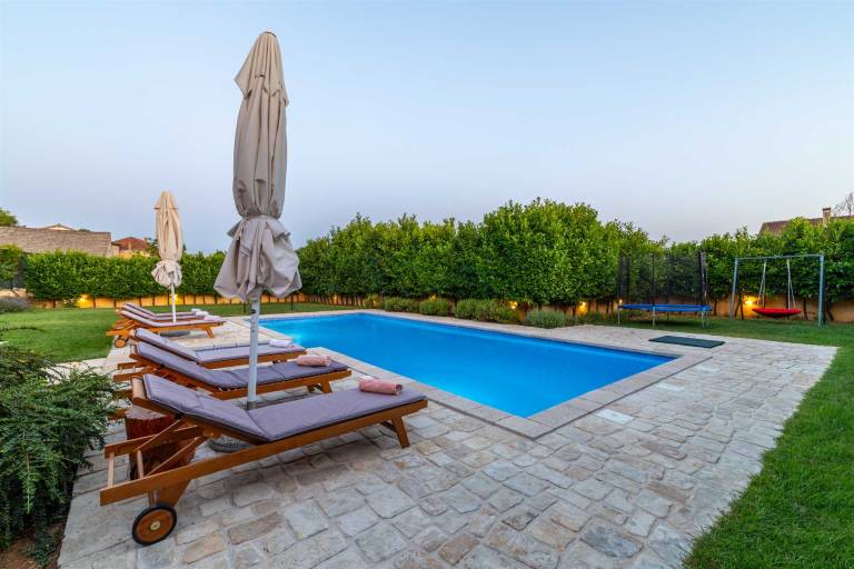 Villa Lavandis with Jacuzzi and 50m2 Pool — photo 5