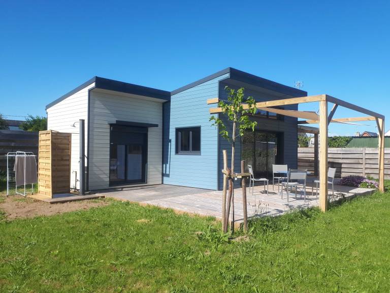 Gite with garden, BBQ & terrace in Quimper