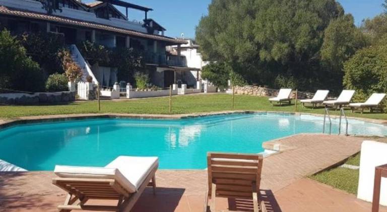 Charming holiday apartment with pool | Pets are welcome in Olbia