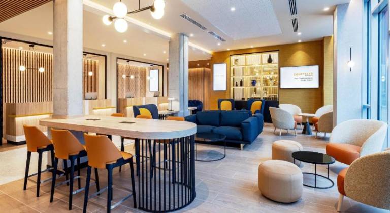 Courtyard by Marriott Paris Charles de Gaulle Central Airport — photo 2