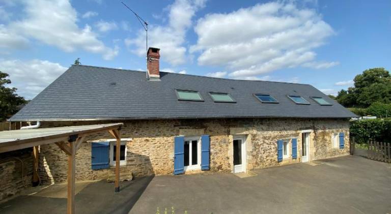Vacation home with 4 rooms for 8 persons in Caen