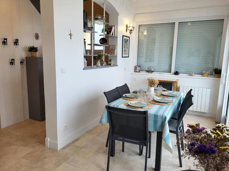 Family-oriented villa with garden, BBQ & patio | Garden view | Next to the beach | Suitable for remote work | Pets are welcome — photo 5
