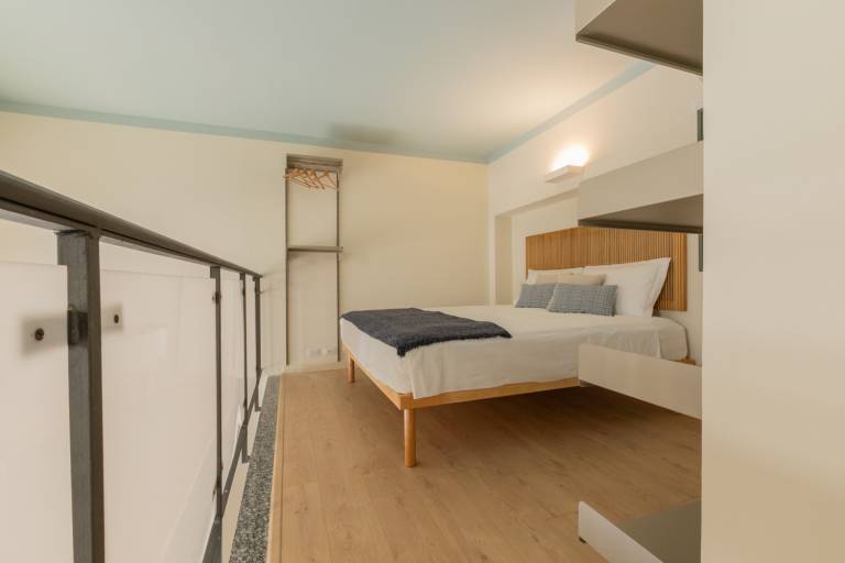 Apartment with terrace — photo 4