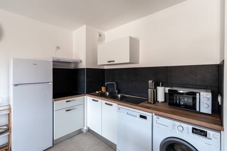 Family-friendly wonderful apartment with terrace & BBQ | Next to the beach | Pets are welcome — photo 3