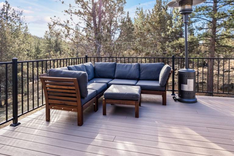 Child-friendly beautiful vacation home with private pool & patio | Pets allowed — photo 2
