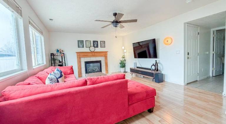 Family Retreat Near SLC Airport 6 BR 3 Bath — photo 2