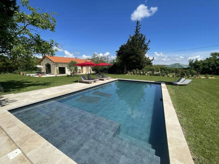 Vacation home with garden, private pool & barbecue | Suitable for remote work — photo 2