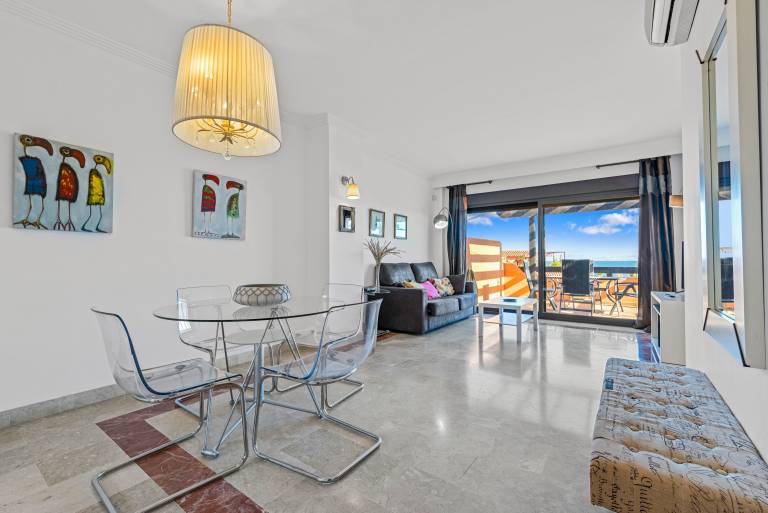 Apartment 'Ático De Lujo Con Vistas Al Mar' with Sea View, Wi-Fi and Air Conditioning — photo 5