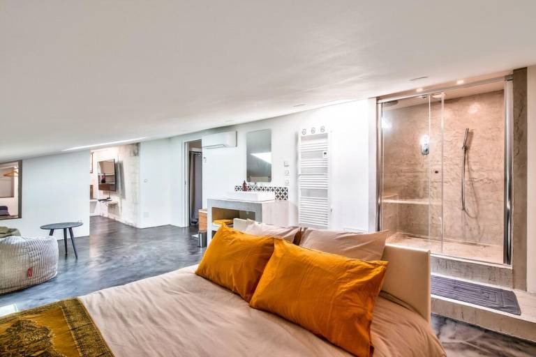 Artistic Loft Travel Experience — photo 2