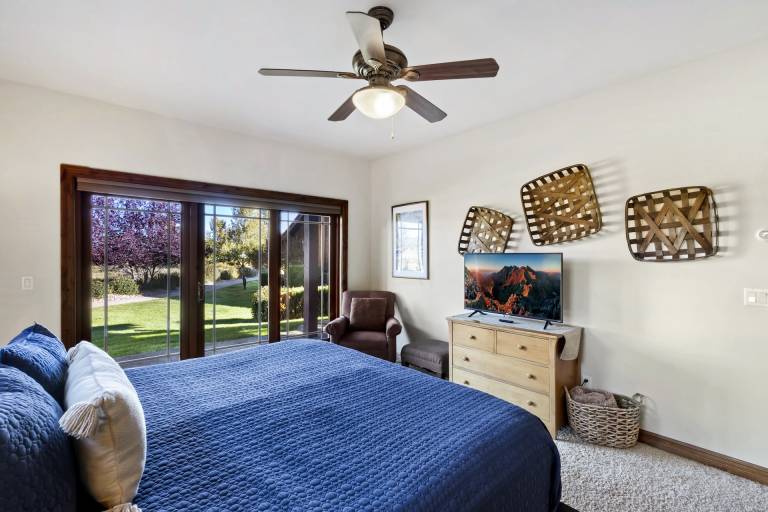 New Listing! Front-Row Views of Pagosa Peak Walk to Uptown Shops — photo 4