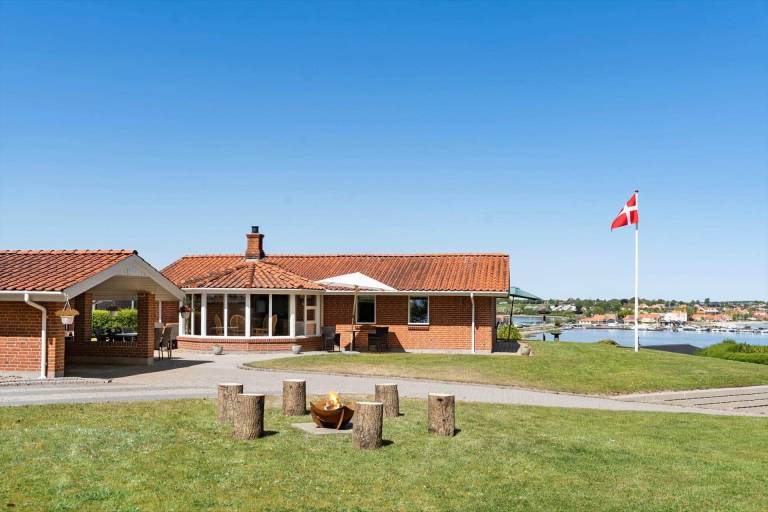 Children-friendly house with grill, sauna & patio | Sea view | Close to the beach | Pets allowed — photo 4
