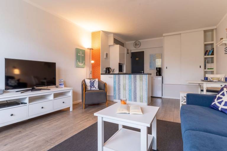 Zentrumsnahe und schöne 1-Raum Ferienwohnung — photo 5