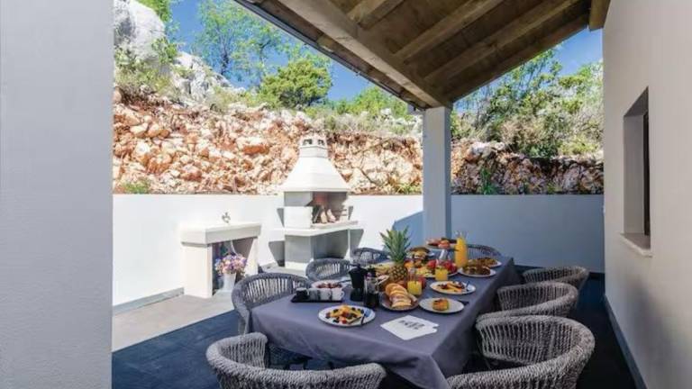 Fully equipped pleasant villa with garden, private pool & barbeque | Pets are welcome — photo 4