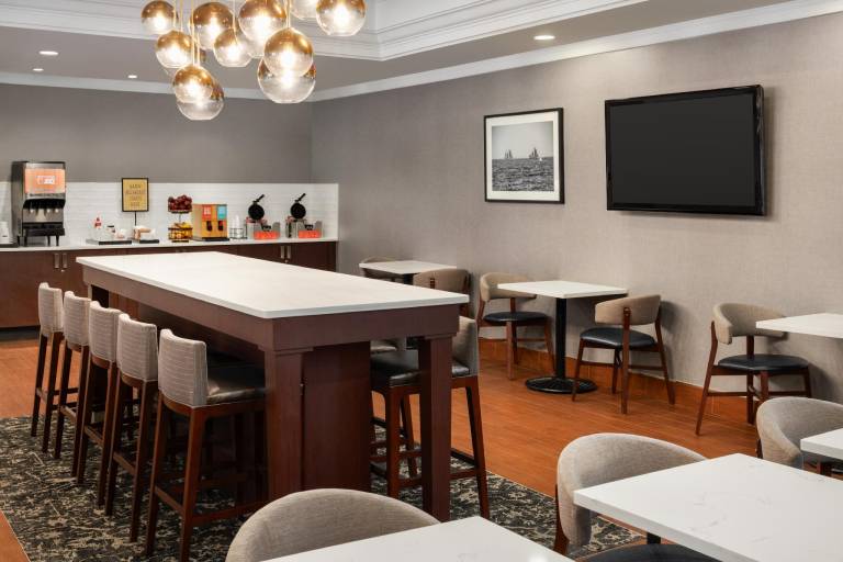 Hampton Inn Boston/Cambridge — photo 5