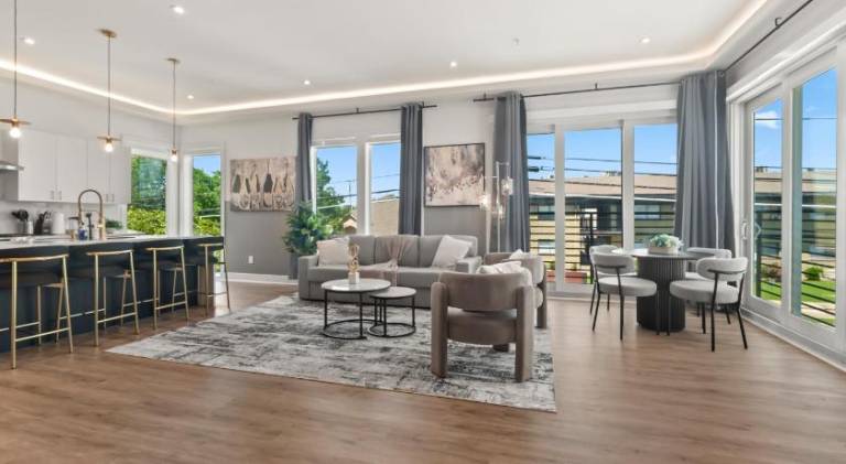 Rental apartment with 3 rooms for 11 persons in Dallas, TX