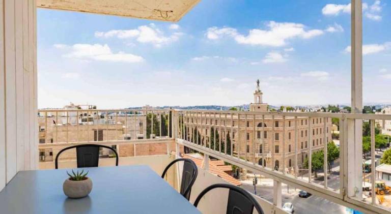 Apartment with yard & terrace | Next to Tower of David — photo 3