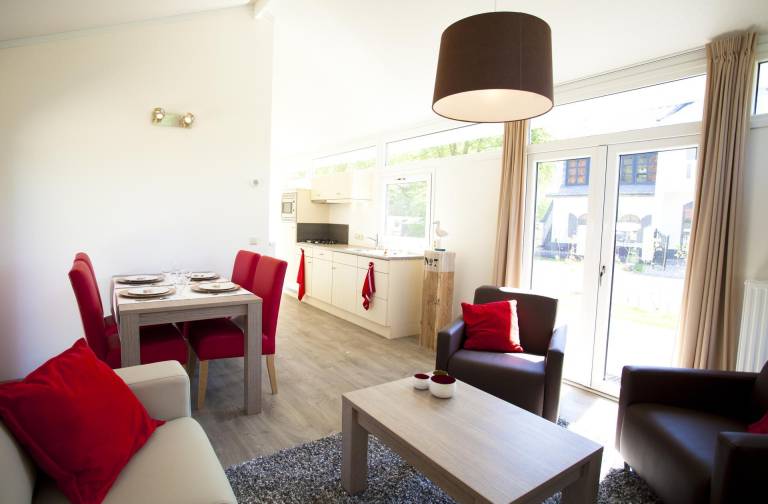 Beautiful vacation home with terrace & garden | Pet-friendly — photo 2