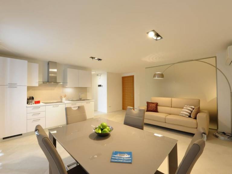 Ferienwohnung mit Hund in Limone Sul Garda,  f&uuml;r max. 3 Personen