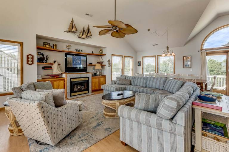 Villa Del Sol 1190 ft from the beach Dog Friendly, Private Pool, Hot Tub Corolla — photo 5